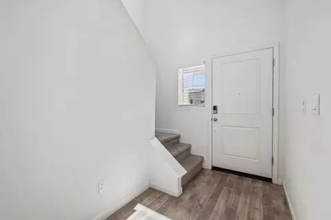Entry Way - 123 Traverso St, Manteca, CA 95336 photo 2 of 5