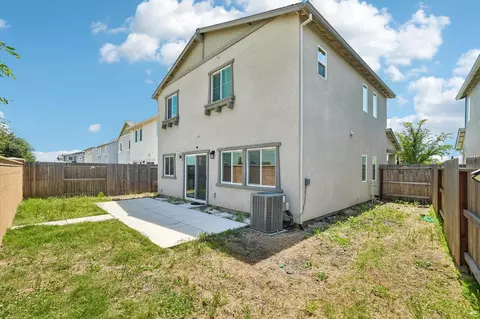 Exterior - 123 Traverso St, Manteca, CA 95336 photo 3 of 4