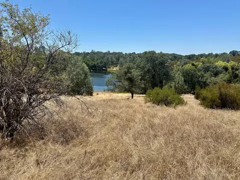 6536 Mccauley Rd, Valley Springs, CA 95252