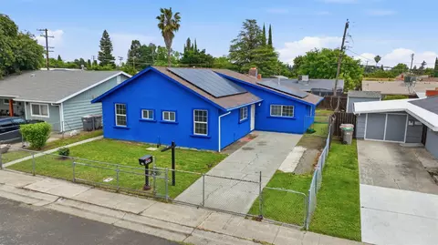 633 Fourness Dr, West Sacramento, CA 95605