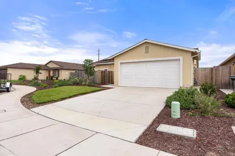 Exterior - 785 Dean Ct, Merced, CA 95341 photo 4 of 9