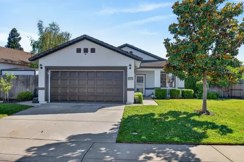 9244 Deddington Way, Sacramento, CA 95829