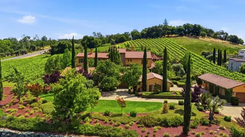 5301 Montserrat Ln, Loomis, CA 95650