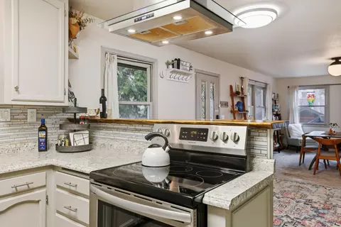 Kitchen - 2273 Flanders Dr, Arnold, CA 95223 photo 8 of 8