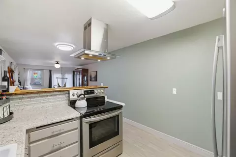 Kitchen - 2273 Flanders Dr, Arnold, CA 95223 photo 6 of 8