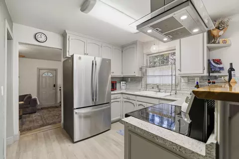 Kitchen - 2273 Flanders Dr, Arnold, CA 95223 photo 3 of 8