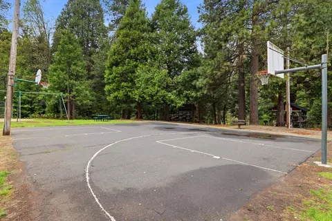 Exterior - 2273 Flanders Dr, Arnold, CA 95223 photo 33 of 37