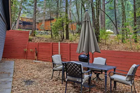 Exterior - 2273 Flanders Dr, Arnold, CA 95223 photo 8 of 37