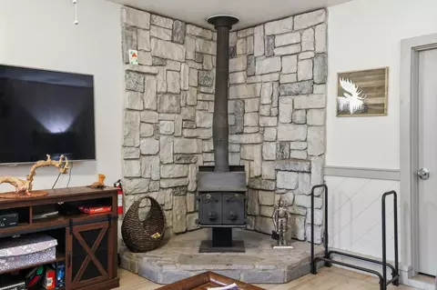 Living - 2273 Flanders Dr, Arnold, CA 95223 photo 7 of 7
