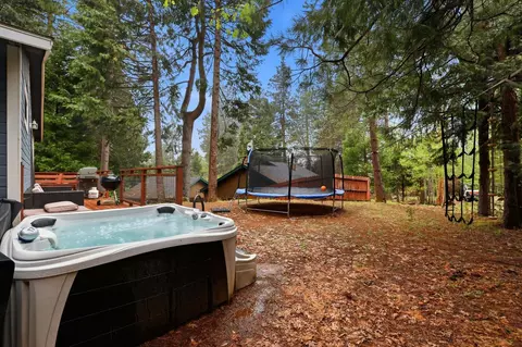 Exterior - 2273 Flanders Dr, Arnold, CA 95223 photo 24 of 37