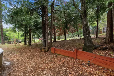 Exterior - 2273 Flanders Dr, Arnold, CA 95223 photo 26 of 37