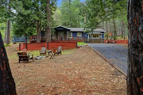 Exterior - 2273 Flanders Dr, Arnold, CA 95223 photo 4 of 37