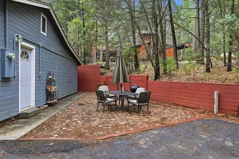 Exterior - 2273 Flanders Dr, Arnold, CA 95223 photo 9 of 37