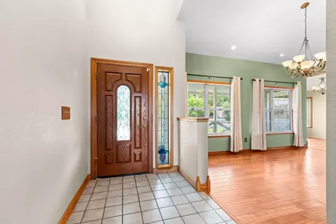Entry Way - 323 Elverta Meadows Ct, Elverta, CA 95626 photo 2 of 4