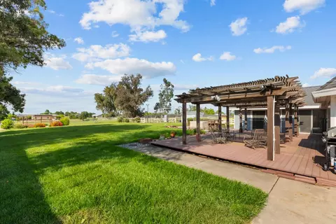 Exterior - 323 Elverta Meadows Ct, Elverta, CA 95626 photo 14 of 19