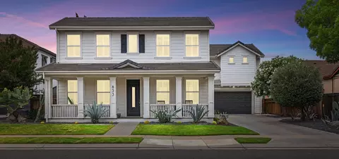 833 S Amor St, Mountain House, CA 95391