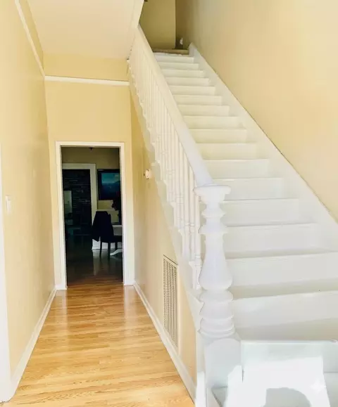 Entry Way - 1408 Hazel St, Gridley, CA 95948 photo 4 of 9