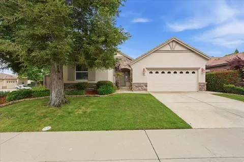 492 Lone Spur Dr, Folsom, CA 95630