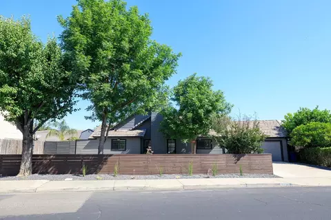 Exterior - 2325 Manor Oak Dr, Modesto, CA 95355 photo 2 of 14