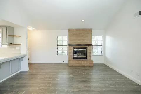 Living - 2325 Manor Oak Dr, Modesto, CA 95355 photo 4 of 8
