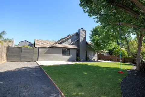 Exterior - 2325 Manor Oak Dr, Modesto, CA 95355 photo 6 of 14