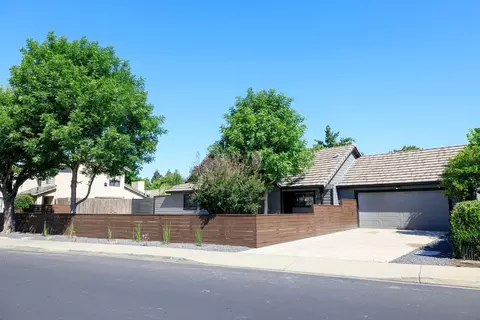 Exterior - 2325 Manor Oak Dr, Modesto, CA 95355 photo 3 of 14