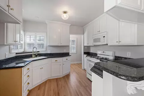 Kitchen - 918 S Lee Ave, Lodi, CA 95240 photo 1 of 3