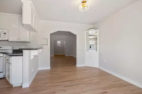 Living - 918 S Lee Ave, Lodi, CA 95240 photo 5 of 5