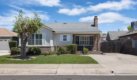 Exterior - 918 S Lee Ave, Lodi, CA 95240 photo 2 of 9