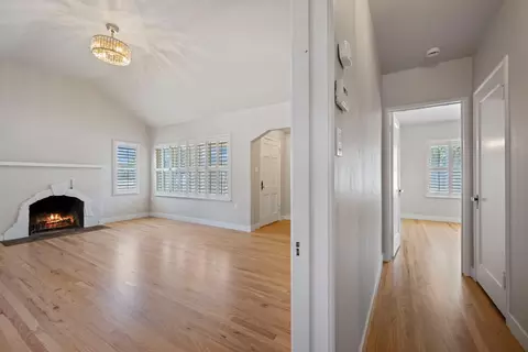 Entry Way - 918 S Lee Ave, Lodi, CA 95240 photo 2 of 2
