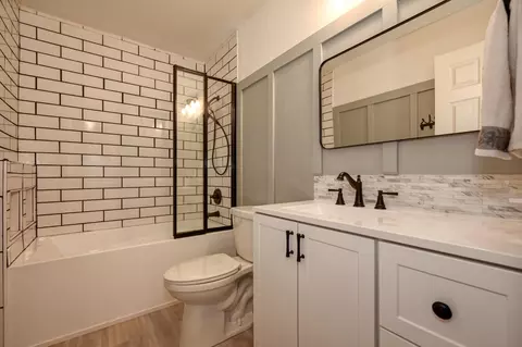 Bath - 5722 Silverleaf Dr, Foresthill, CA 95631 photo 3 of 3