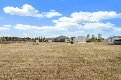 Exterior - 4184 Gemstone Dr, Acampo, CA 95220 photo 11 of 11