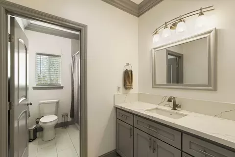 Bath - 4184 Gemstone Dr, Acampo, CA 95220 photo 2 of 7