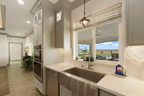 Kitchen - 4184 Gemstone Dr, Acampo, CA 95220 photo 2 of 5