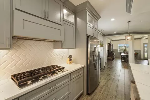 Kitchen - 4184 Gemstone Dr, Acampo, CA 95220 photo 4 of 5