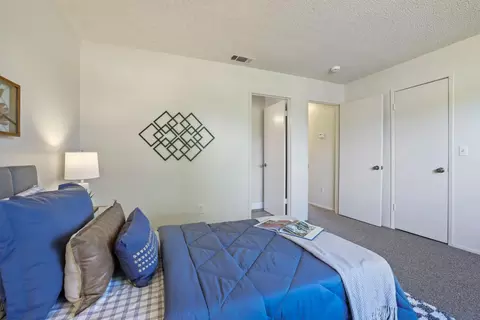 Bedroom - 1118 Fallbrook Dr, Stockton, CA 95210 photo 5 of 6