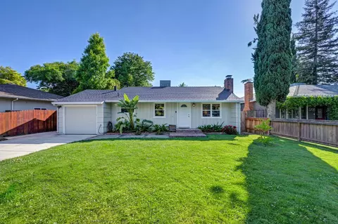 5712 Carlson Dr, Sacramento, CA 95819