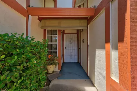 8113 Bellsbrae Dr, Antelope, CA 95843 photo 9