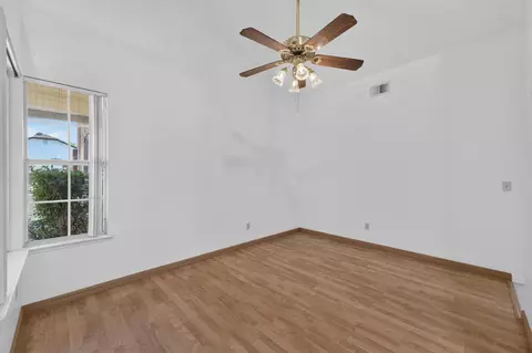 8113 Bellsbrae Dr, Antelope, CA 95843 photo 11
