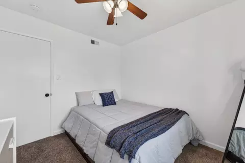 Bedroom - 6431 Madison Ave, Carmichael, CA 95608 photo 2 of 4