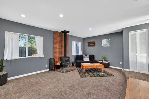 Living - 6431 Madison Ave, Carmichael, CA 95608 photo 1 of 4