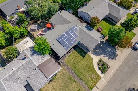 View/Area - 6431 Madison Ave, Carmichael, CA 95608 photo 18 of 21