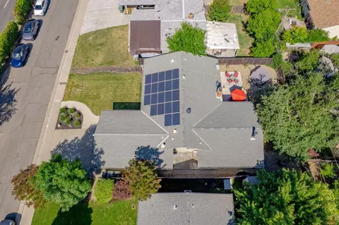 View/Area - 6431 Madison Ave, Carmichael, CA 95608 photo 5 of 21