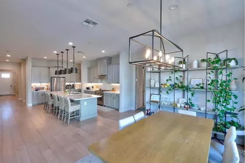 Dining - 2995 Middlebury Dr, Lathrop, CA 95330 photo 2 of 2