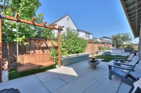 Exterior - 2995 Middlebury Dr, Lathrop, CA 95330 photo 8 of 14