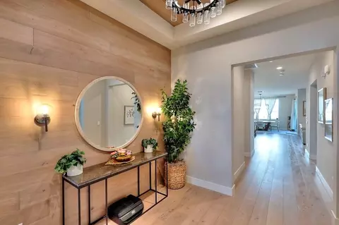 Entry Way - 2995 Middlebury Dr, Lathrop, CA 95330 photo 7 of 12