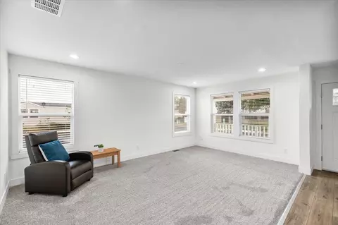 Living - 3100 Celebrity Ln, Modesto, CA 95350 photo 1 of 3