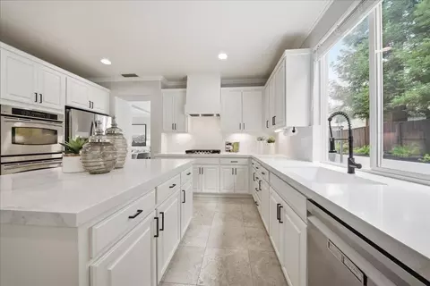 6406 Cosmos Ct, Rocklin, CA 95677