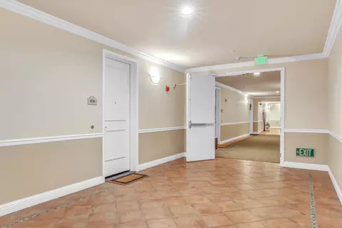 Entry Way - 3385 Dublin Blvd #426, Dublin, CA 94568 photo 3 of 7