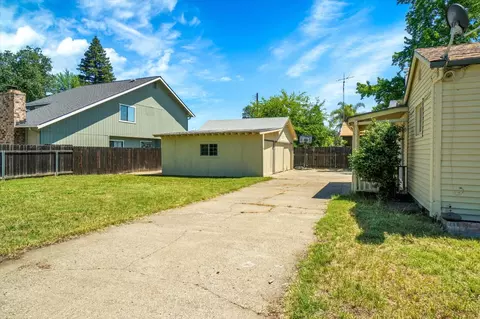 Exterior - 6049 Landis, Carmichael, CA 95608 photo 4 of 13